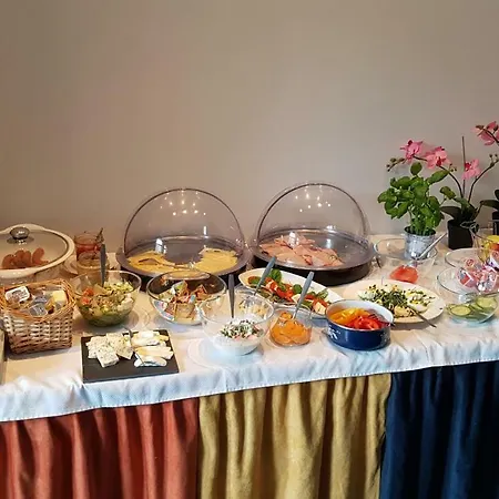 Bed & Breakfast Hill