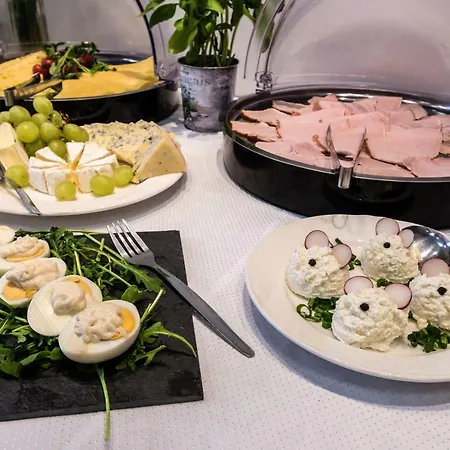 Bed & Breakfast Hill