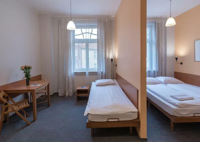 Hill Frühstückspension 2*